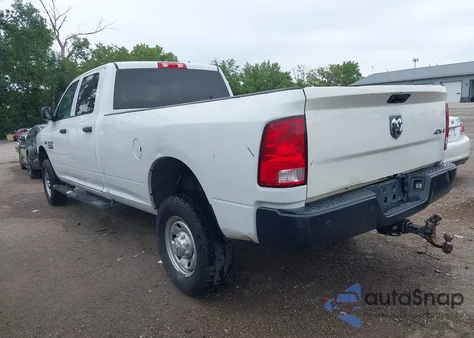 2018 Ram 2500 Tradesman 4X4 8' Box z USA, uszkodzony, nr VIN 3C6UR5HJ0JG357961